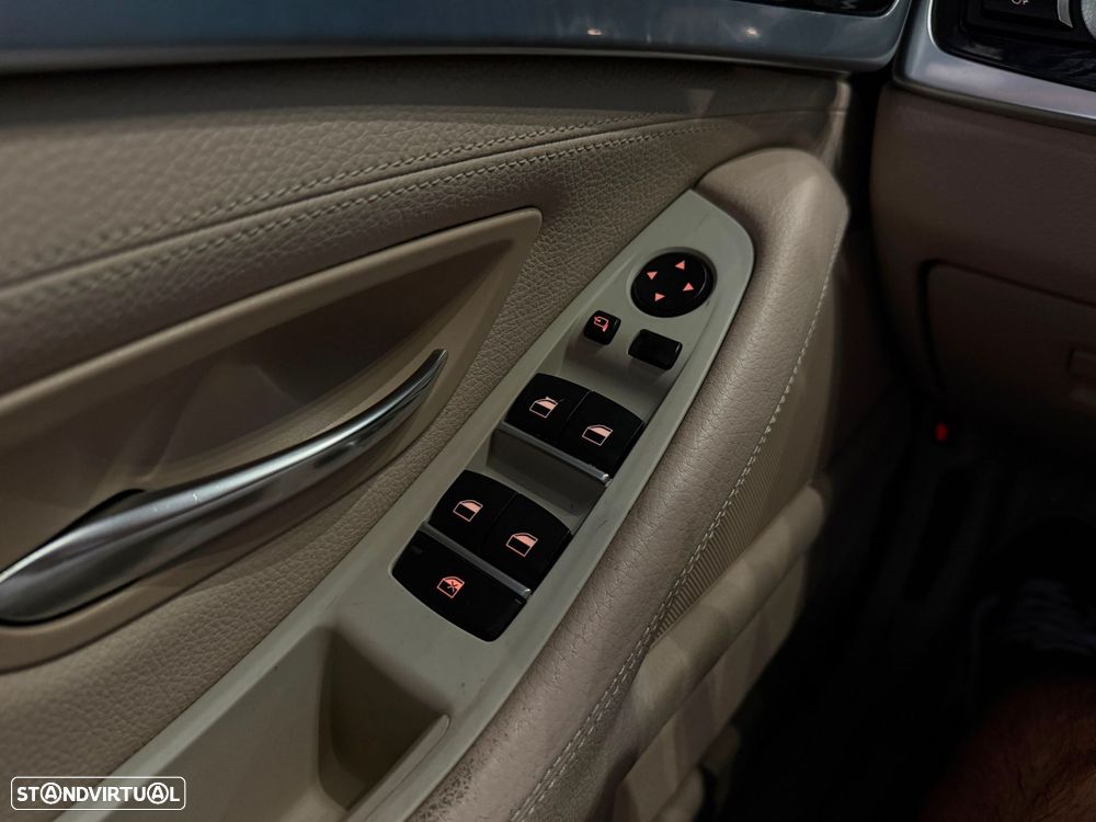BMW 520 d Line Luxury Auto - 28