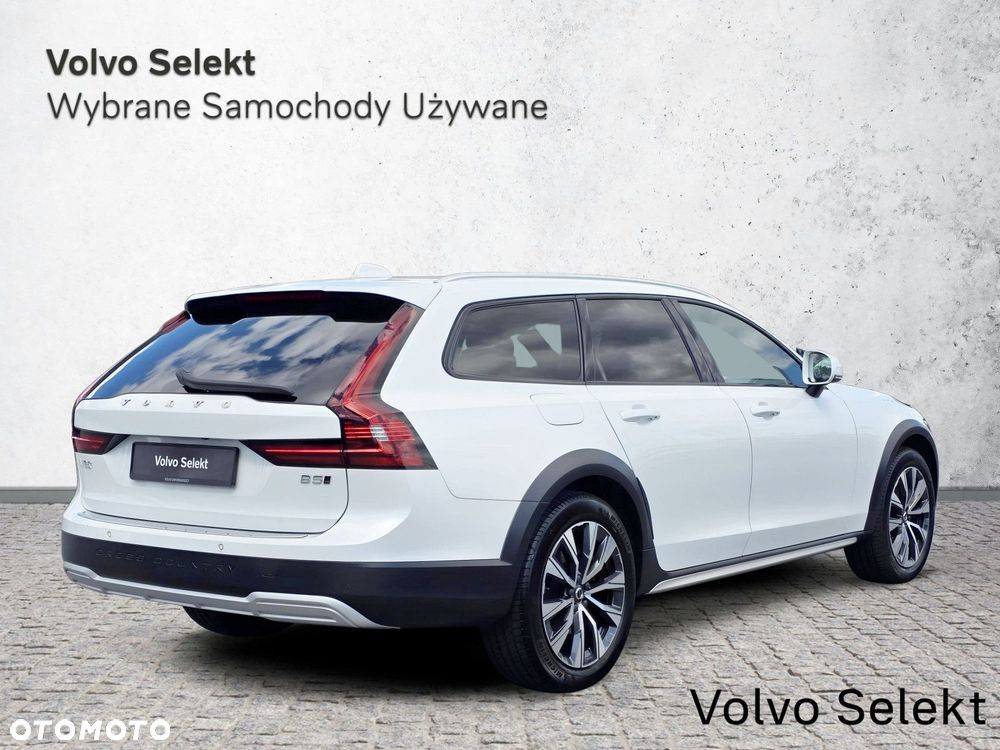 Volvo V90 Cross Country - 7