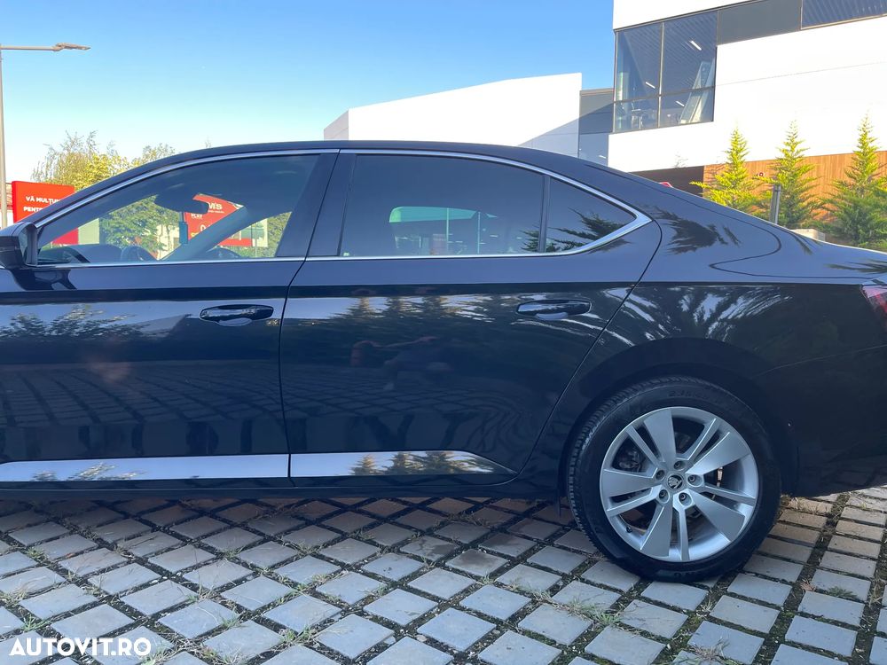 Skoda Superb 2.0 TDI DSG 4X4 Ambition - 7