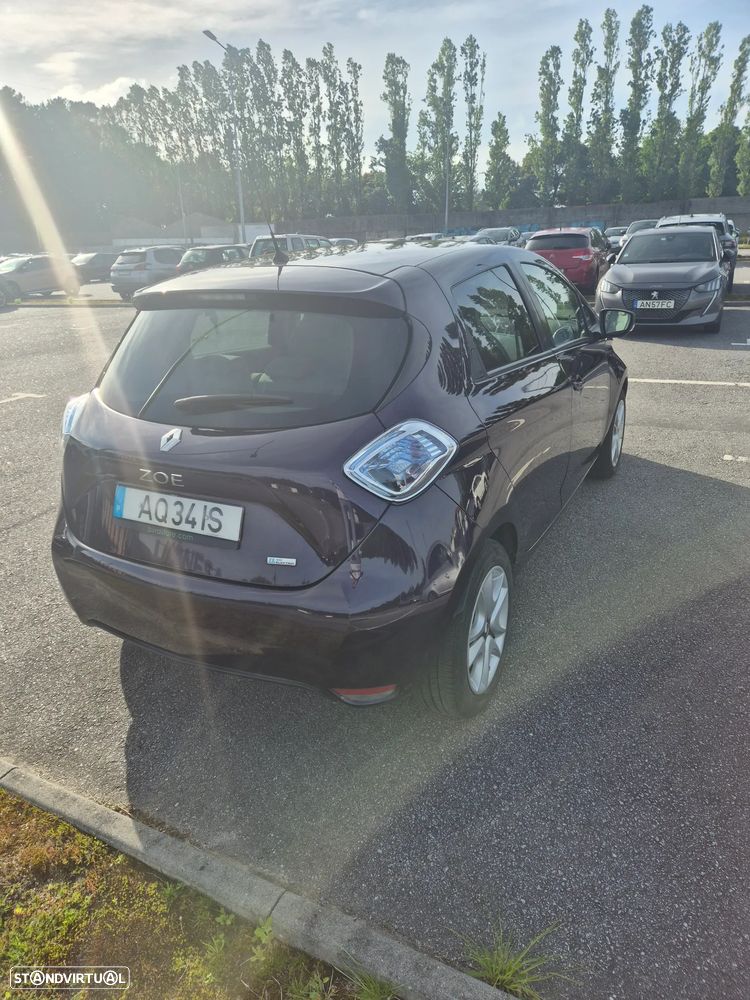Renault Zoe (s/ Bateria) 41 kwh Intens - 8