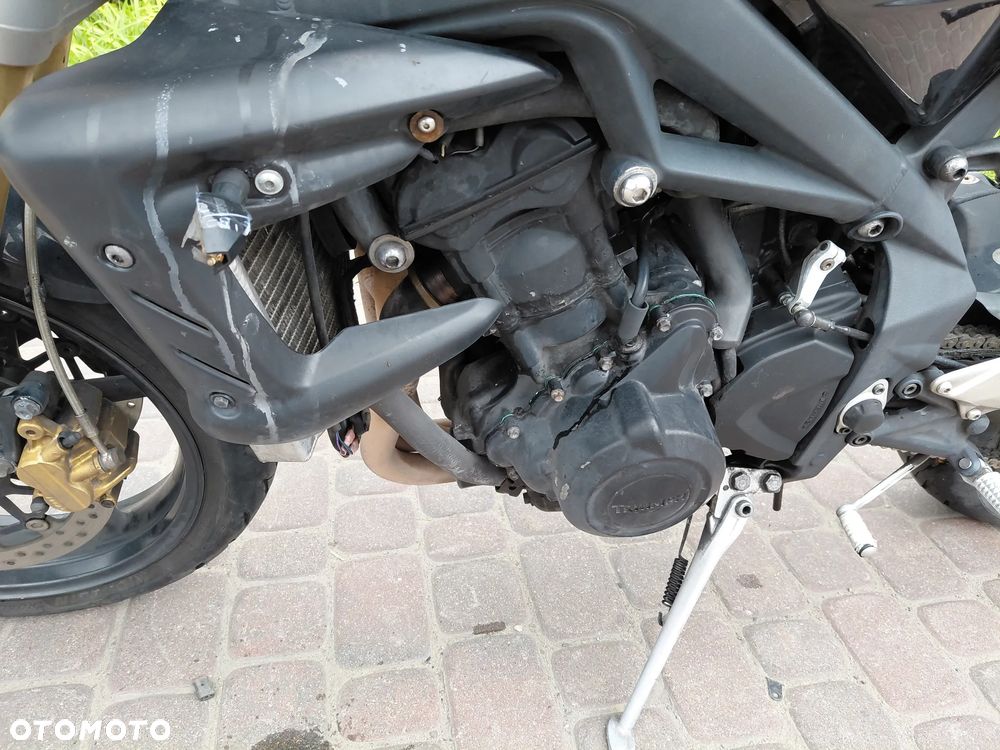 Triumph Street Triple - 11