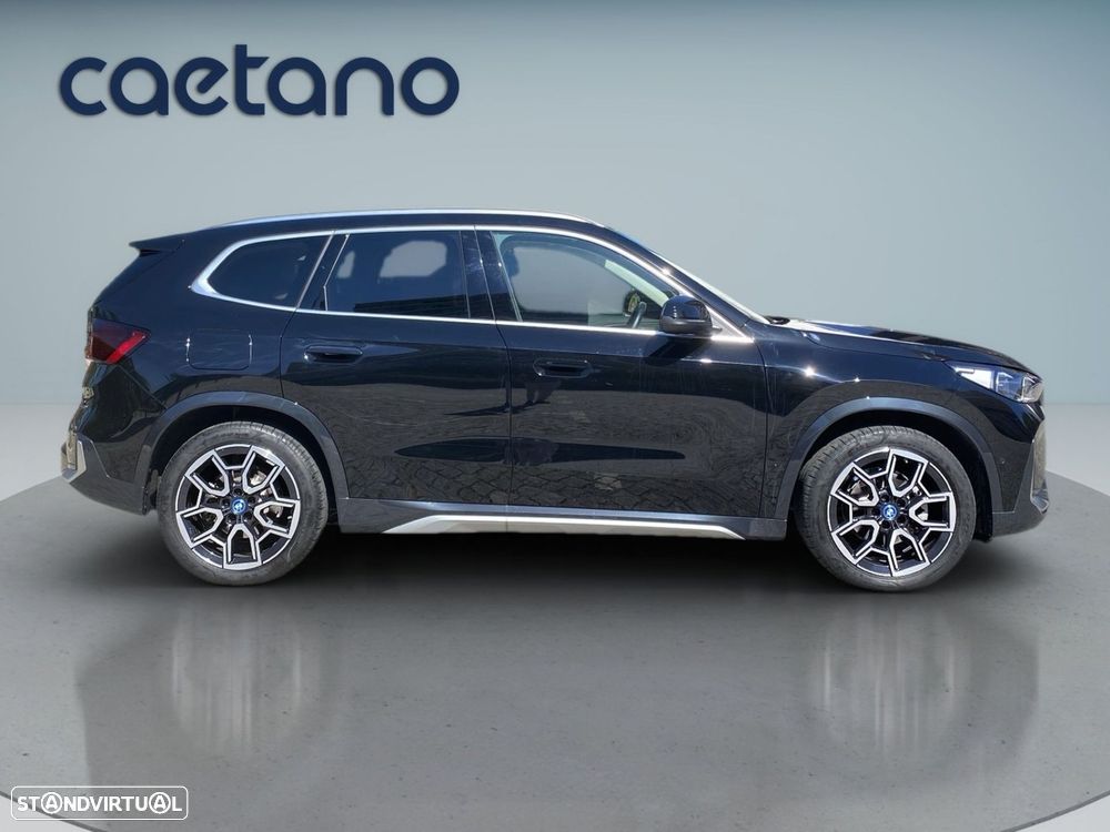 BMW iX1 eDrive20 xLine - 21