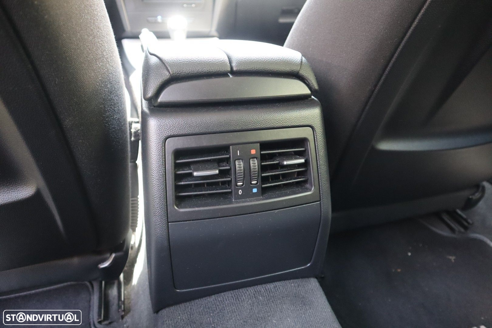 BMW 318 d Touring Sport - 29