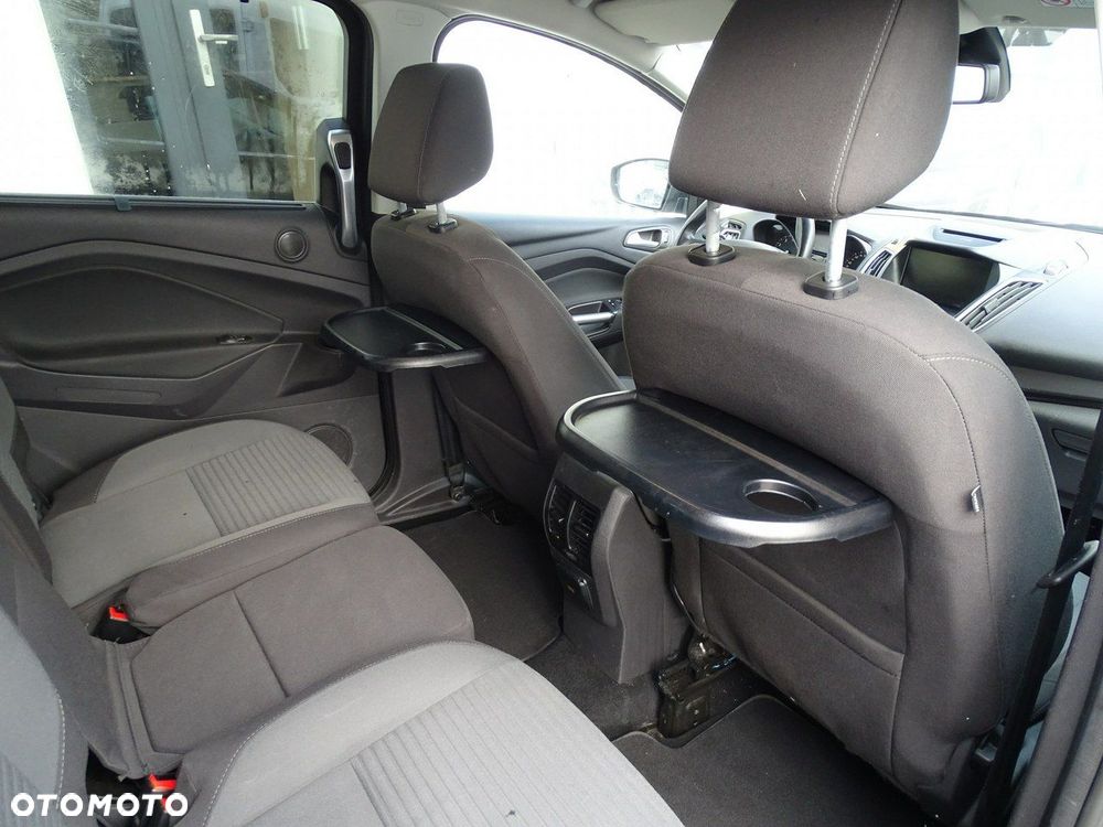 Ford Grand C-MAX - 27