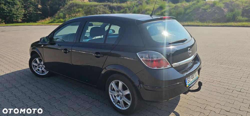 Opel Astra - 4