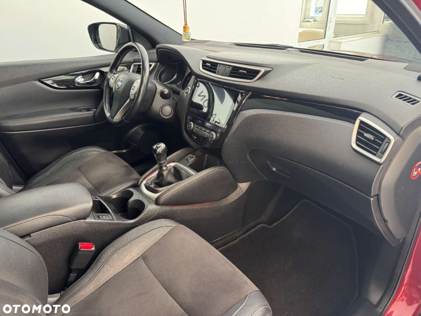 Nissan Qashqai 1.6 DIG-T N-Connecta - 22