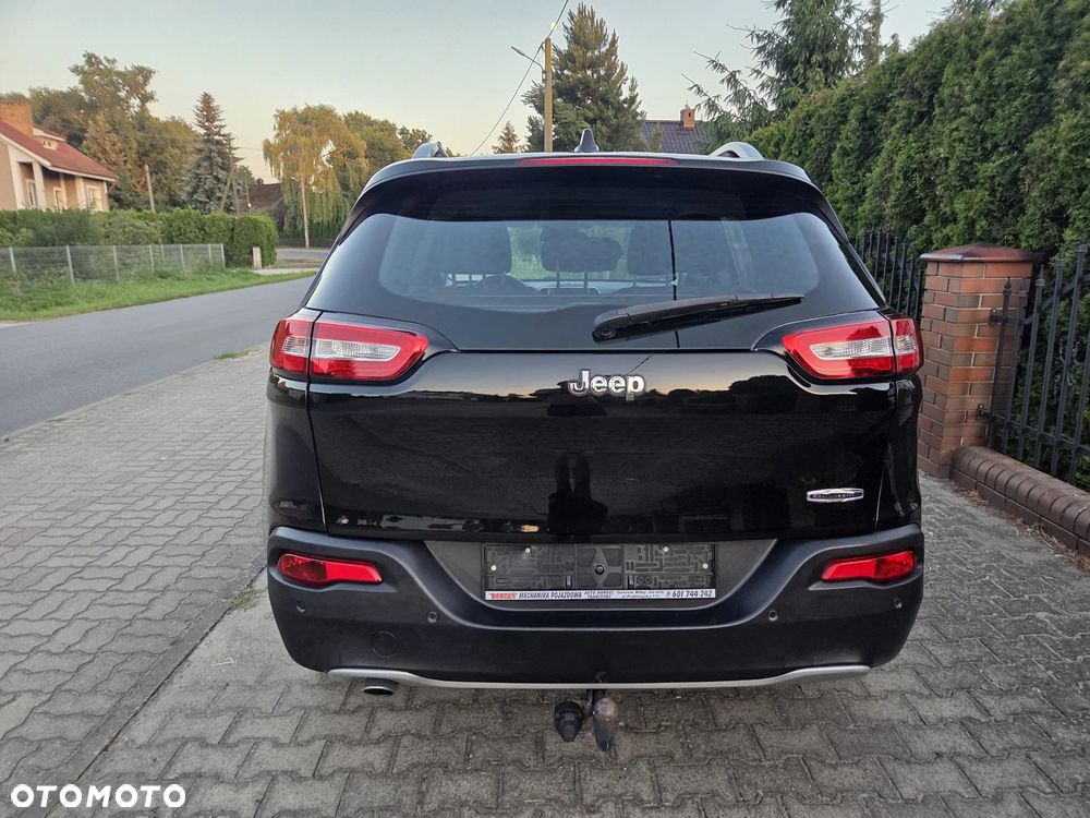 Jeep Cherokee 2.0 MJD 4x2 Longitude - 6