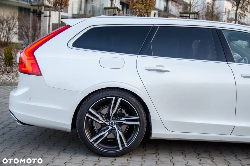 Volvo V90 D4 Geartronic R Design - 9