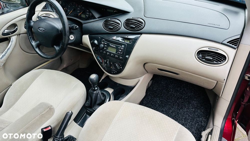 Ford Focus - 12
