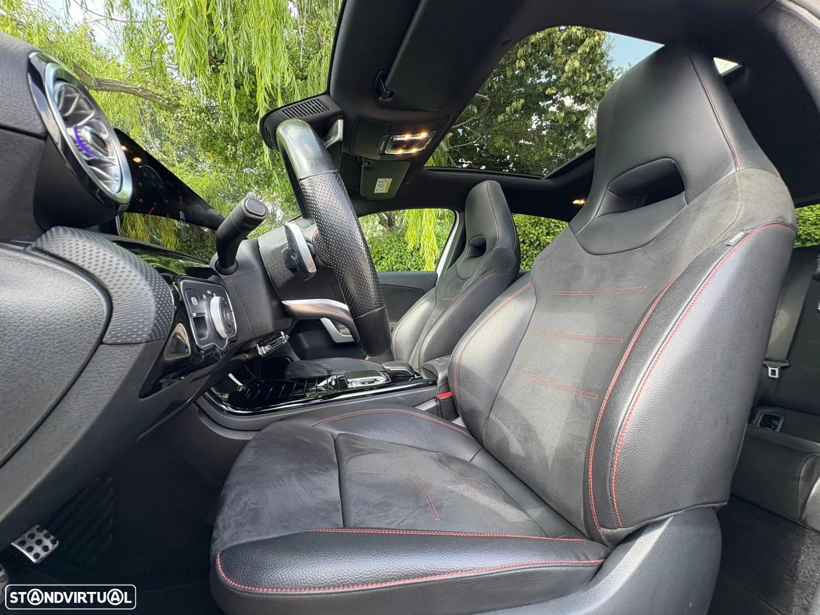 Mercedes-Benz A 220 d 8G-DCT AMG Line - 32