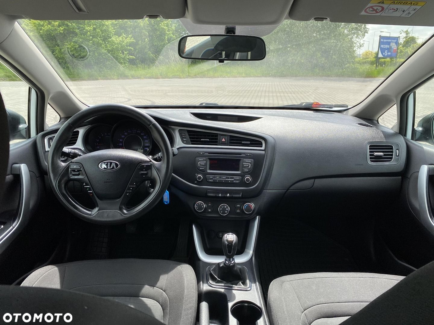 Kia Ceed - 4