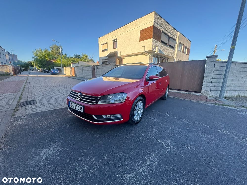 Volkswagen Passat 2.0 TDI BlueMotion Technology Comfortline - 24
