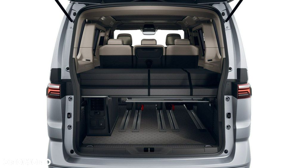 Volkswagen California - 11