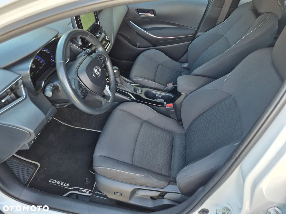 Toyota Corolla 1.8 Hybrid Comfort - 6