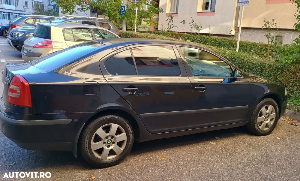 Skoda Octavia 1.6 MPI Elegance - 2