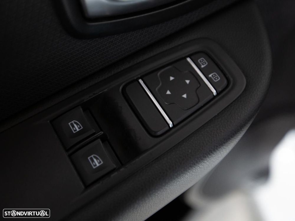 Renault Clio 1.5 dCi Zen - 12