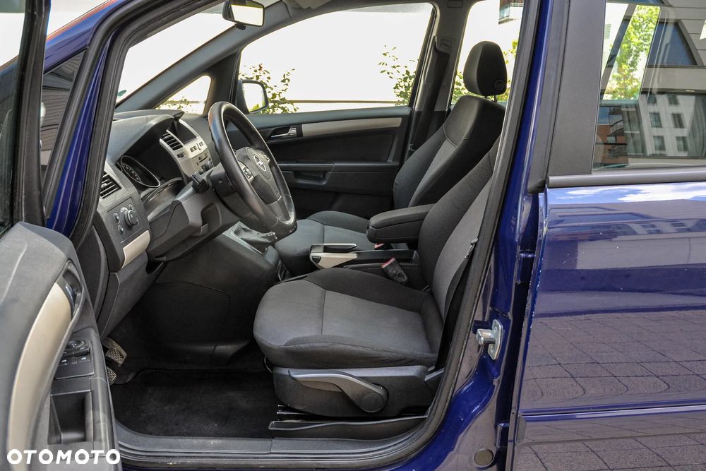 Opel Zafira - 7