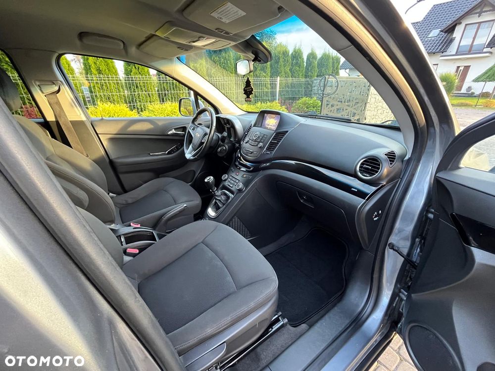 Chevrolet Orlando - 13