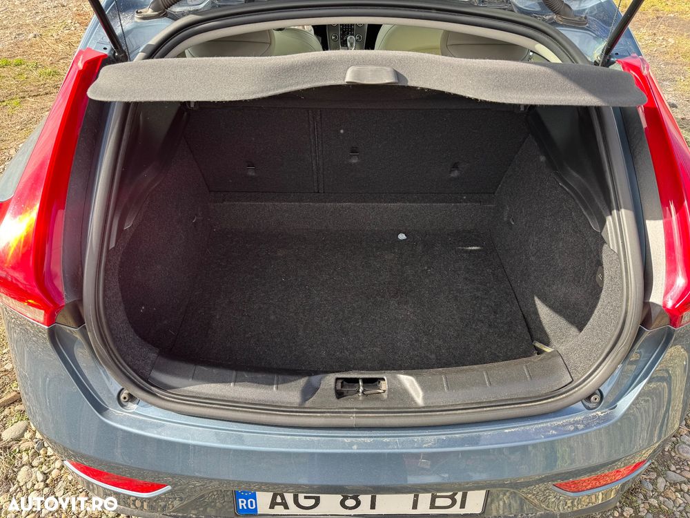 Volvo V40 D2 Ocean Race - 20