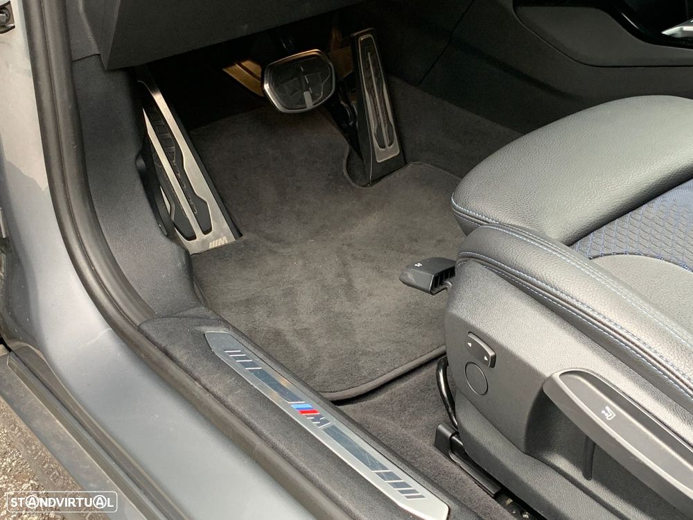 BMW 116 d Pack Desportivo M Auto - 30