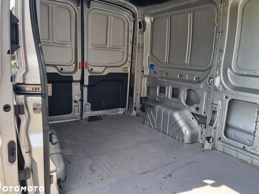 Ford TRANSIT L2H2 - 18