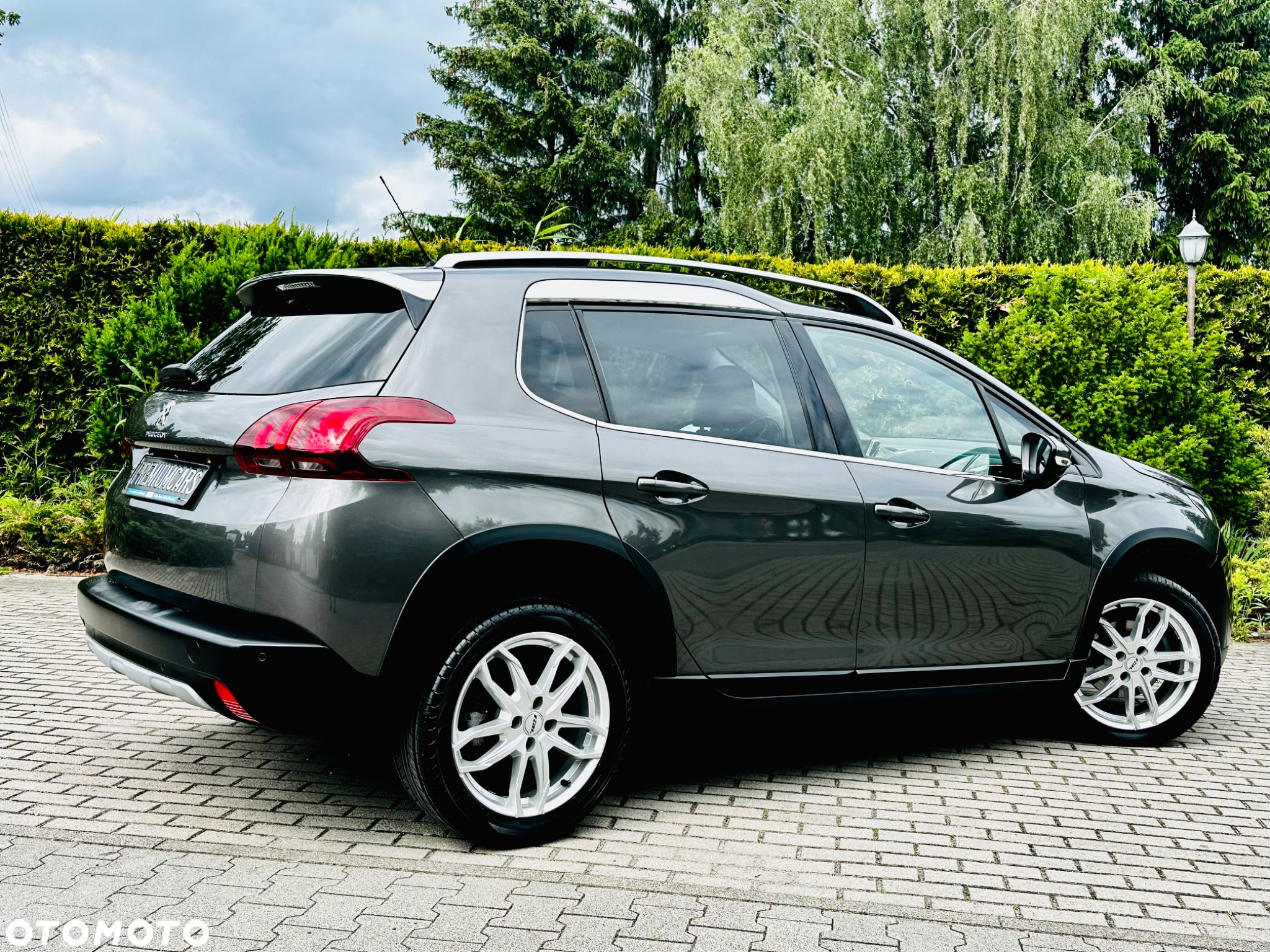 Peugeot 2008 PureTech 110 Stop&Start EAT6 Allure - 24