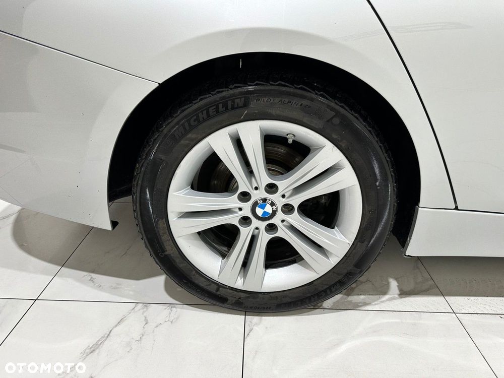 BMW Seria 3 - 8
