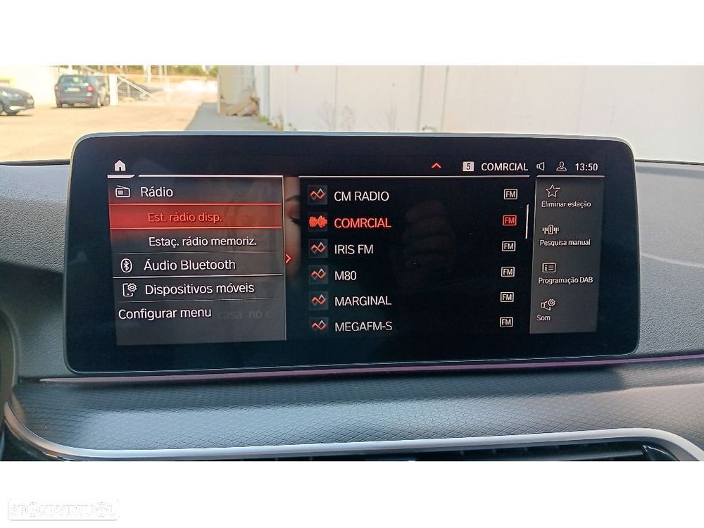 BMW 520 d Pack Desportivo M Auto - 25