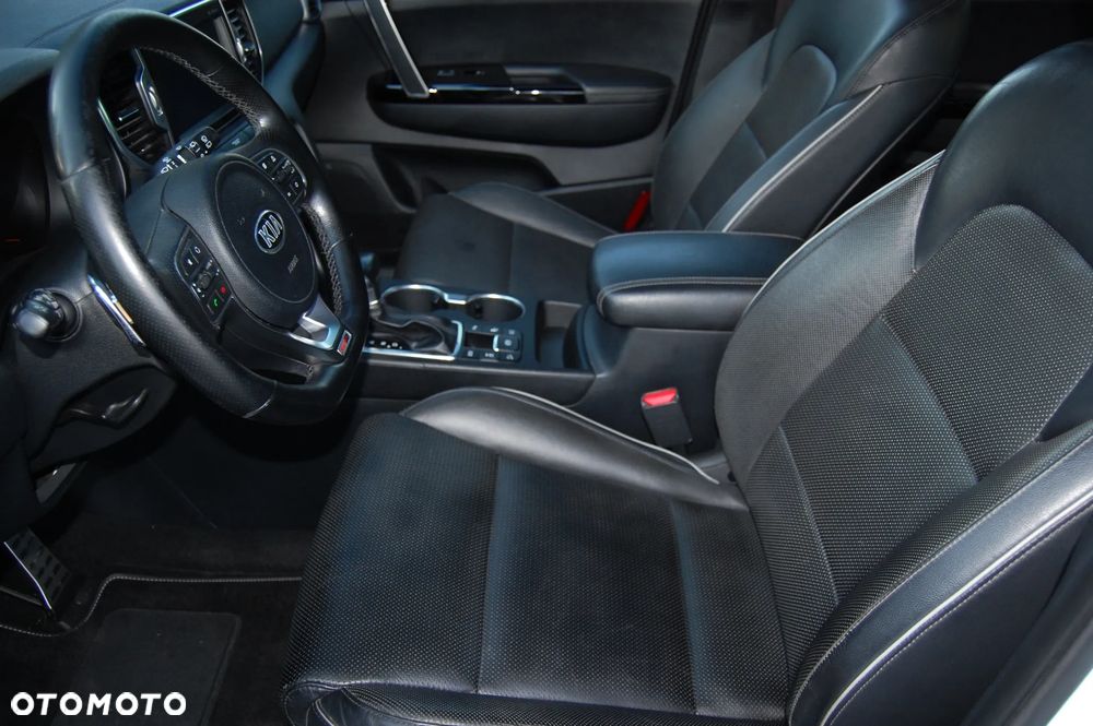 Kia Sportage 2,0 CRDI AWD GT Line - 27