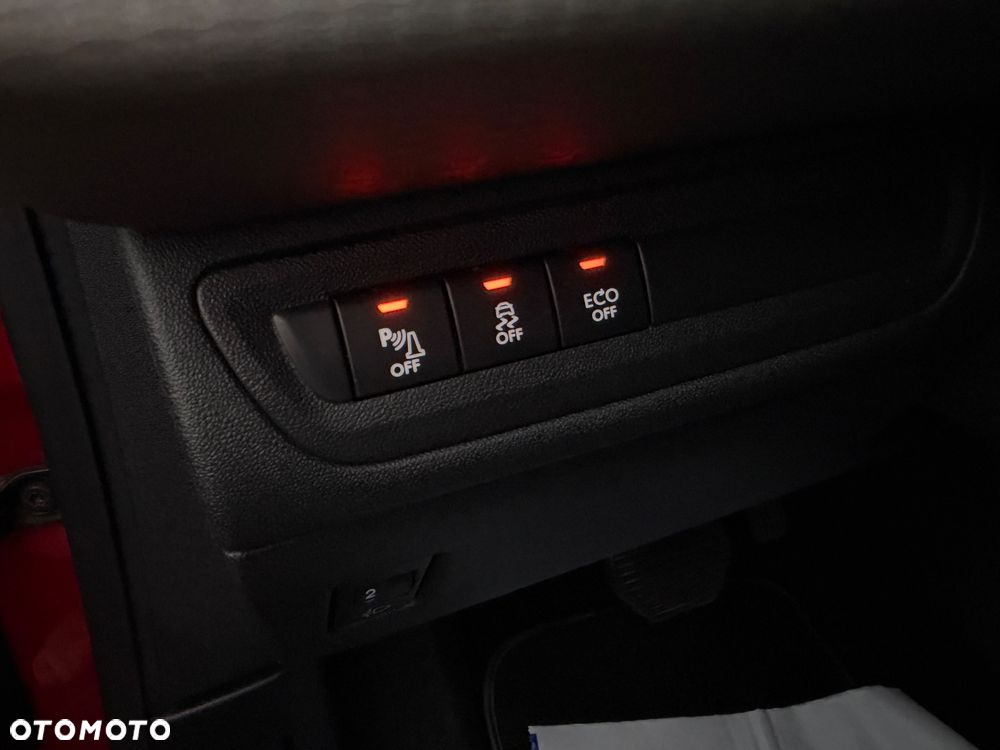 Peugeot 2008 - 24