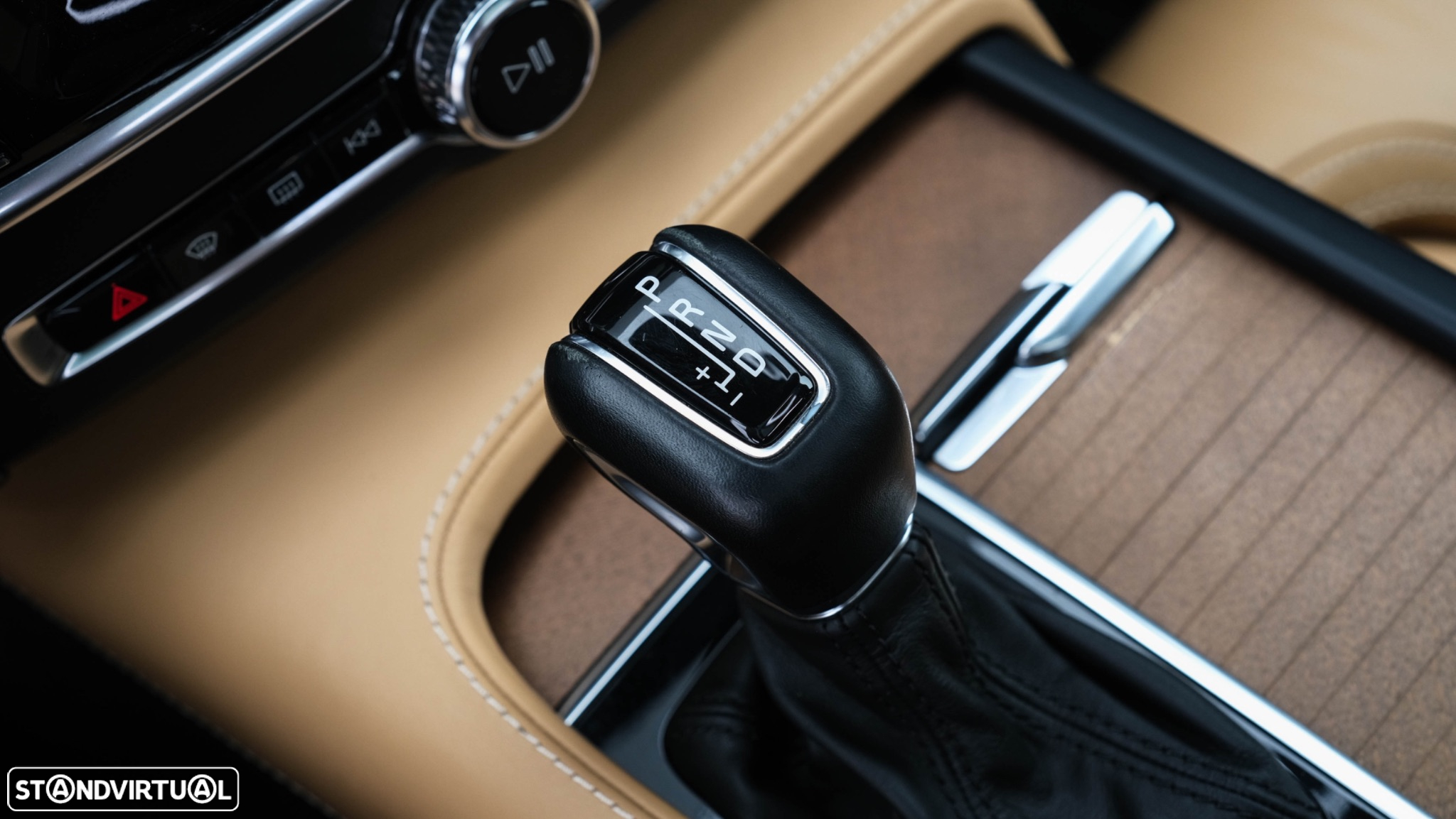 Volvo S90 2.0 D4 Inscription Geartronic - 26