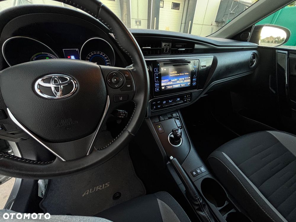 Toyota Auris - 23