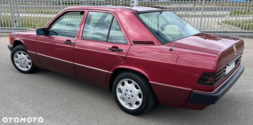 Mercedes-Benz W201 (190) - 27