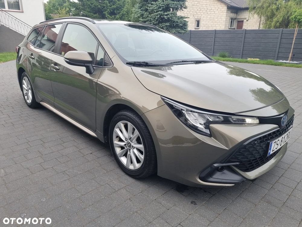 Toyota Corolla 1.8 Hybrid Executive - 10