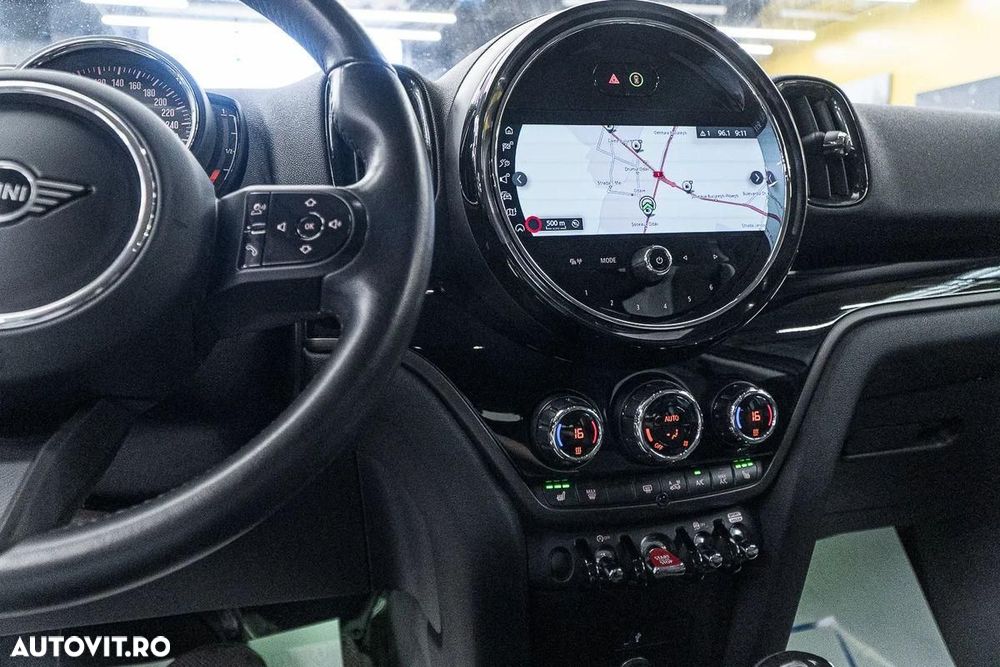 Mini Countryman Cooper AT - 30