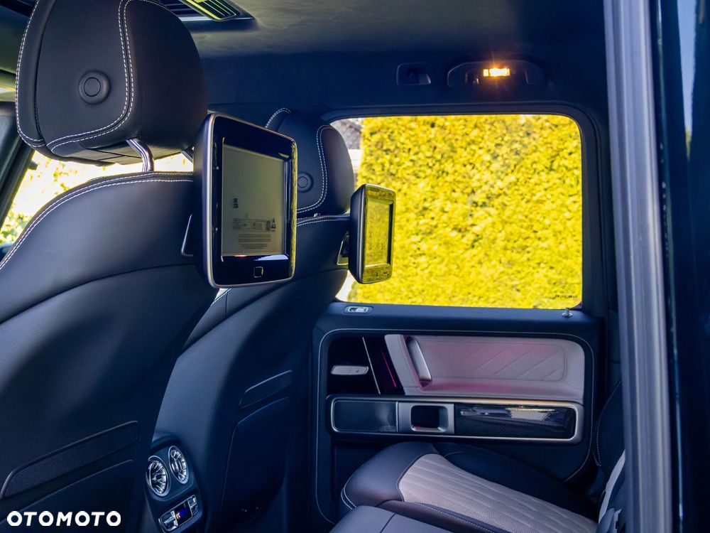 Mercedes-Benz Klasa G AMG 63 4x4 - 35