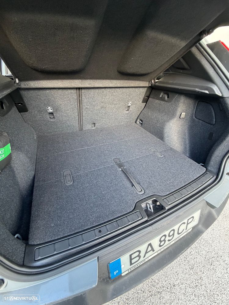 Volvo XC 40 1.5 T2 Essential Auto - 18