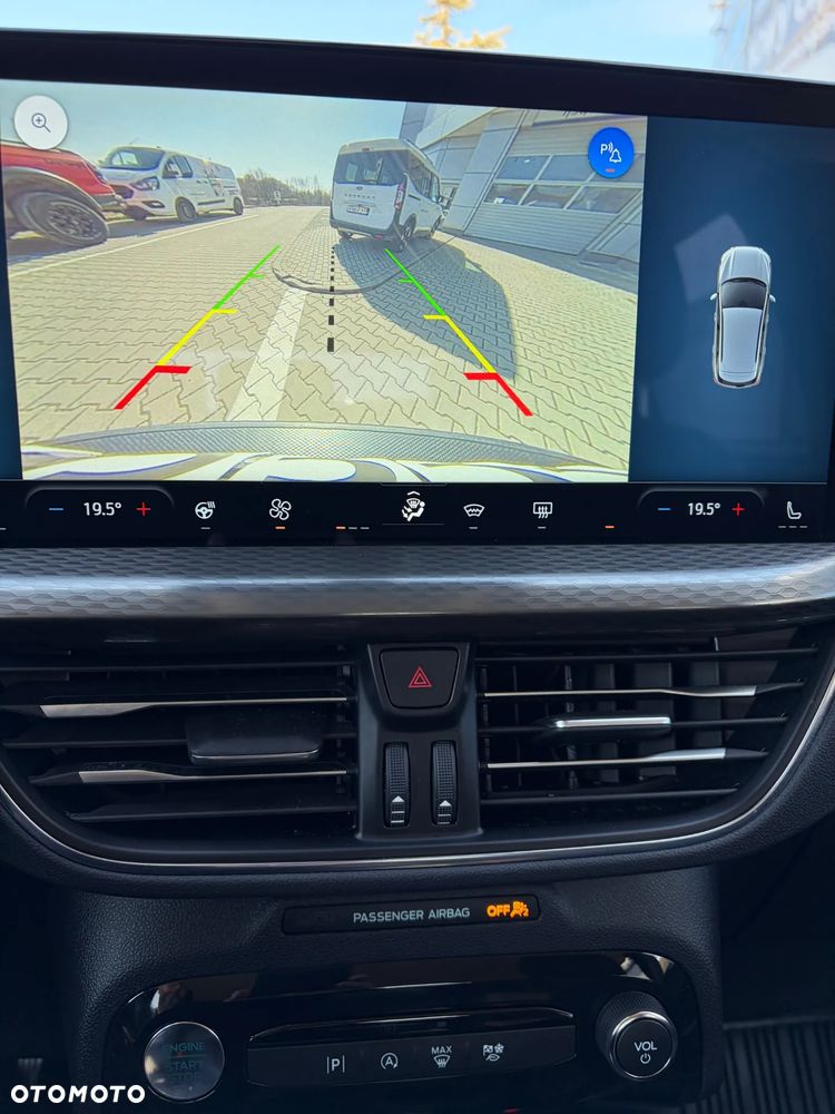 Ford Kuga 1.5 EcoBoost FWD Titanium - 11