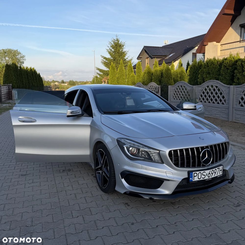 Mercedes-Benz CLA 45 AMG 4Matic 7G-DCT - 9