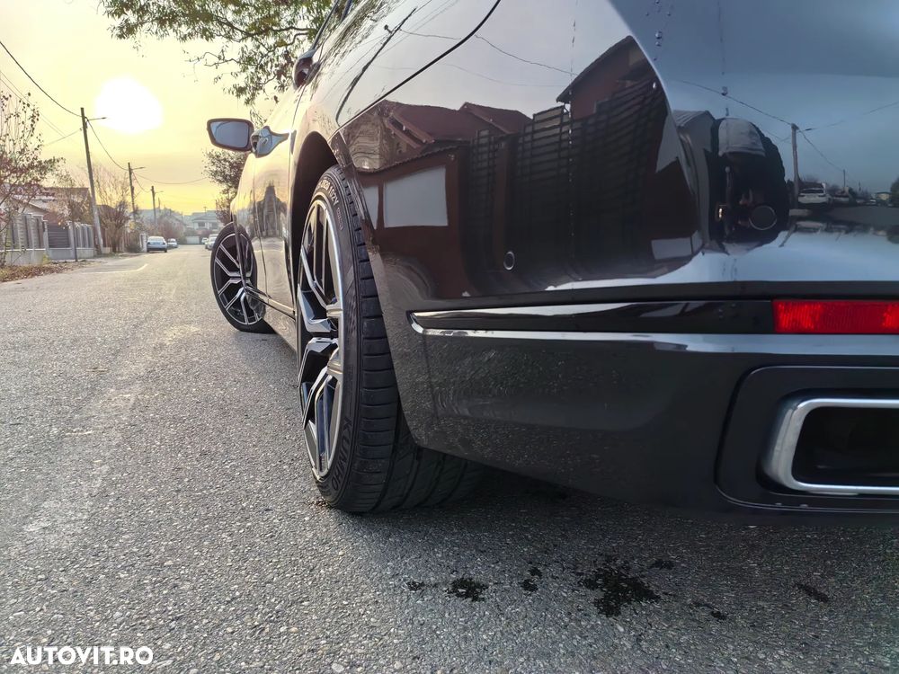 BMW Seria 7 750i xDrive - 5