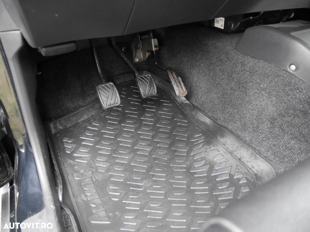 Suzuki Jimny 1.3 Style - 12