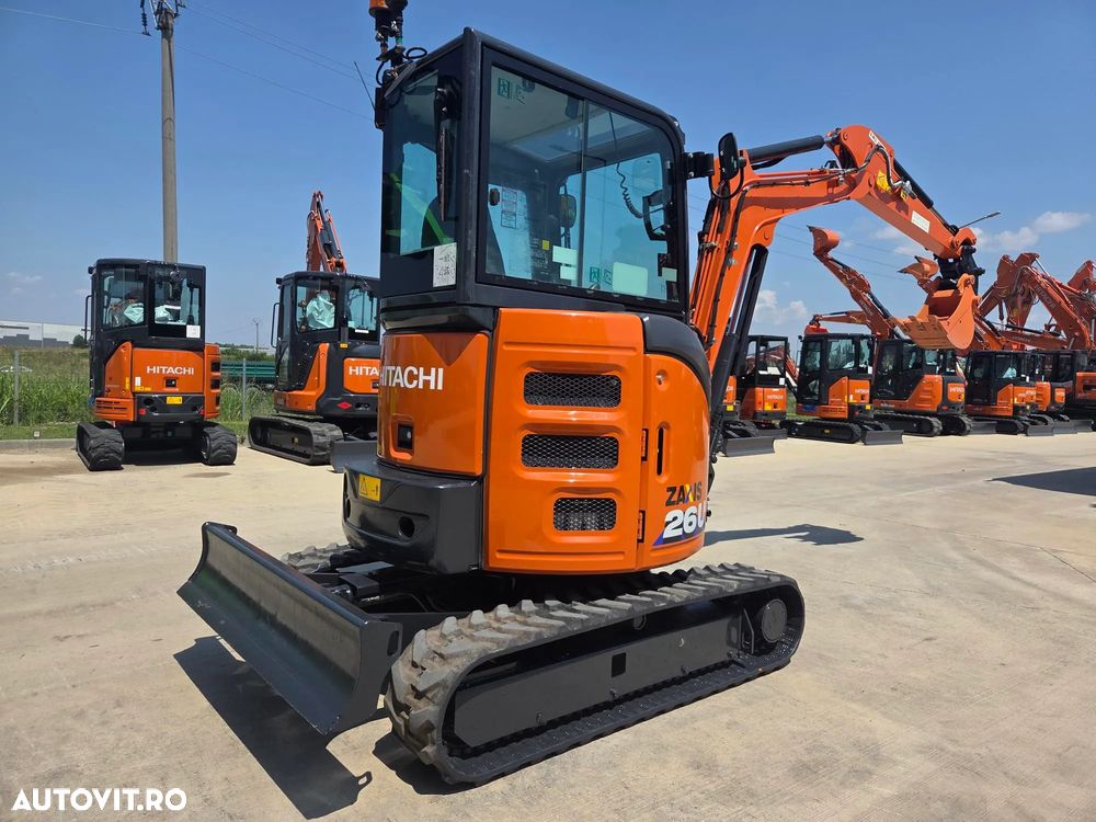 Hitachi ZX26U-6, 2,7tone, 2025, 995h, CUPLA RAPIDA HIDRAULICA+3 CUPE NOI, inst picon pe brate, senile cauciuc 90% ok, latime 1,5m, adancime sapare 3m, ridica 1,7tone, posibilitate leasing 4 ani, CA NOU-PROMOTIE 31.900 EUR+Tva - 1