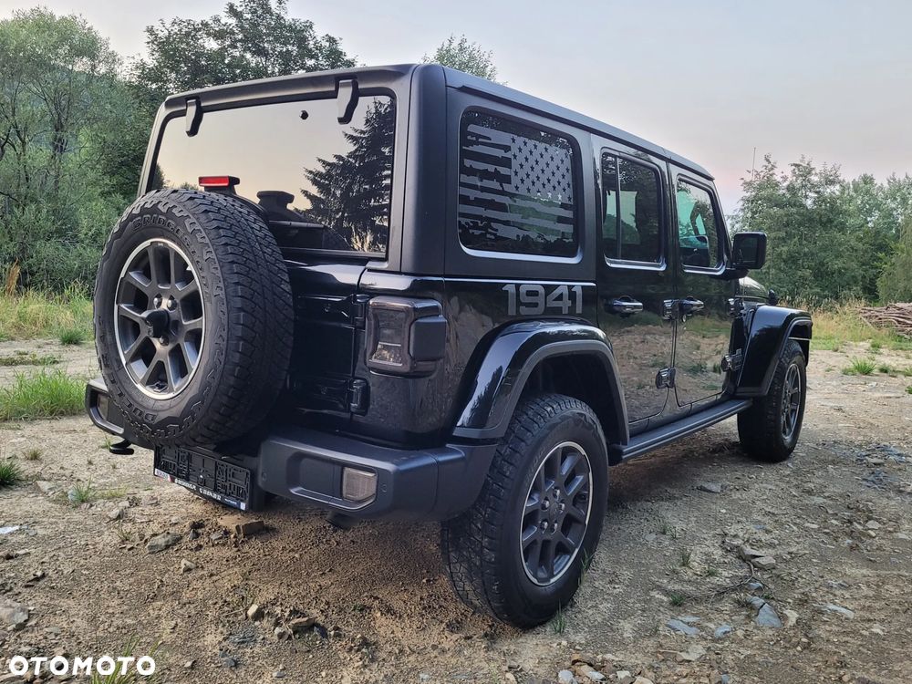 Jeep Wrangler - 4