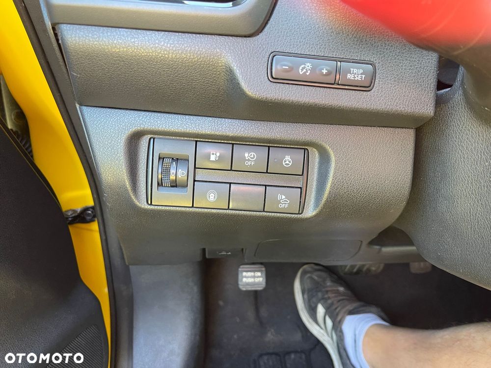 Nissan Leaf - 6