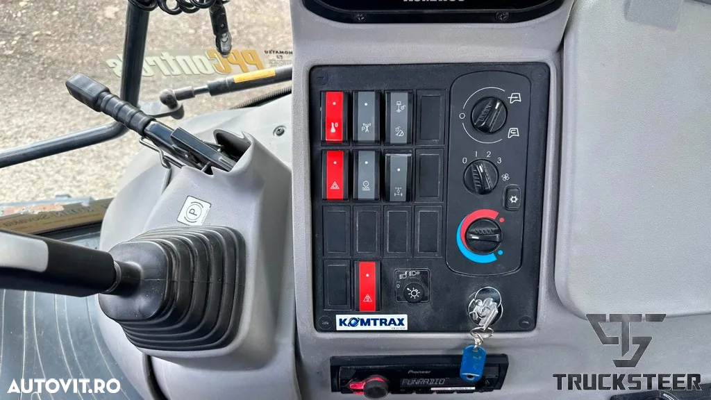 Komatsu WB 97 R - 11