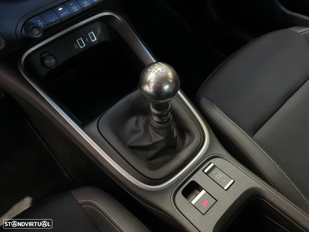 Jeep Avenger 1.2 GSE T3 Altitude - 23