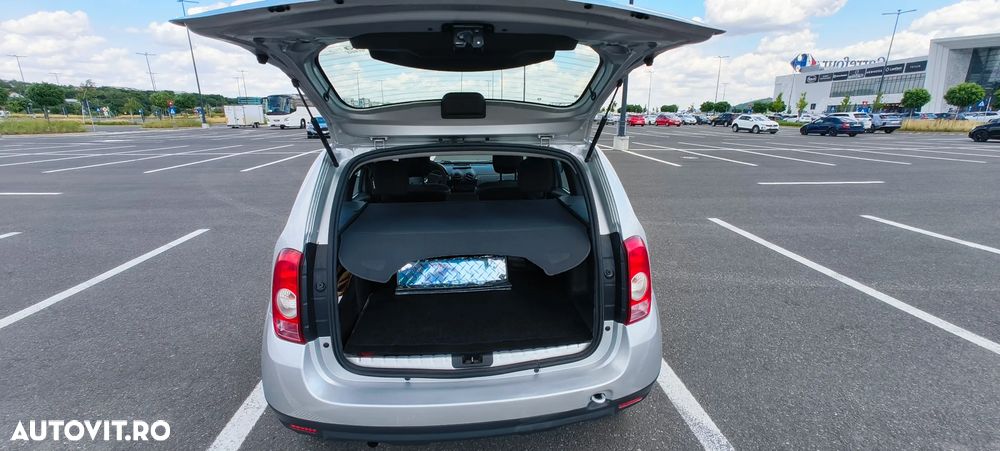 Dacia Duster 1.6 4x4 Laureate - 7