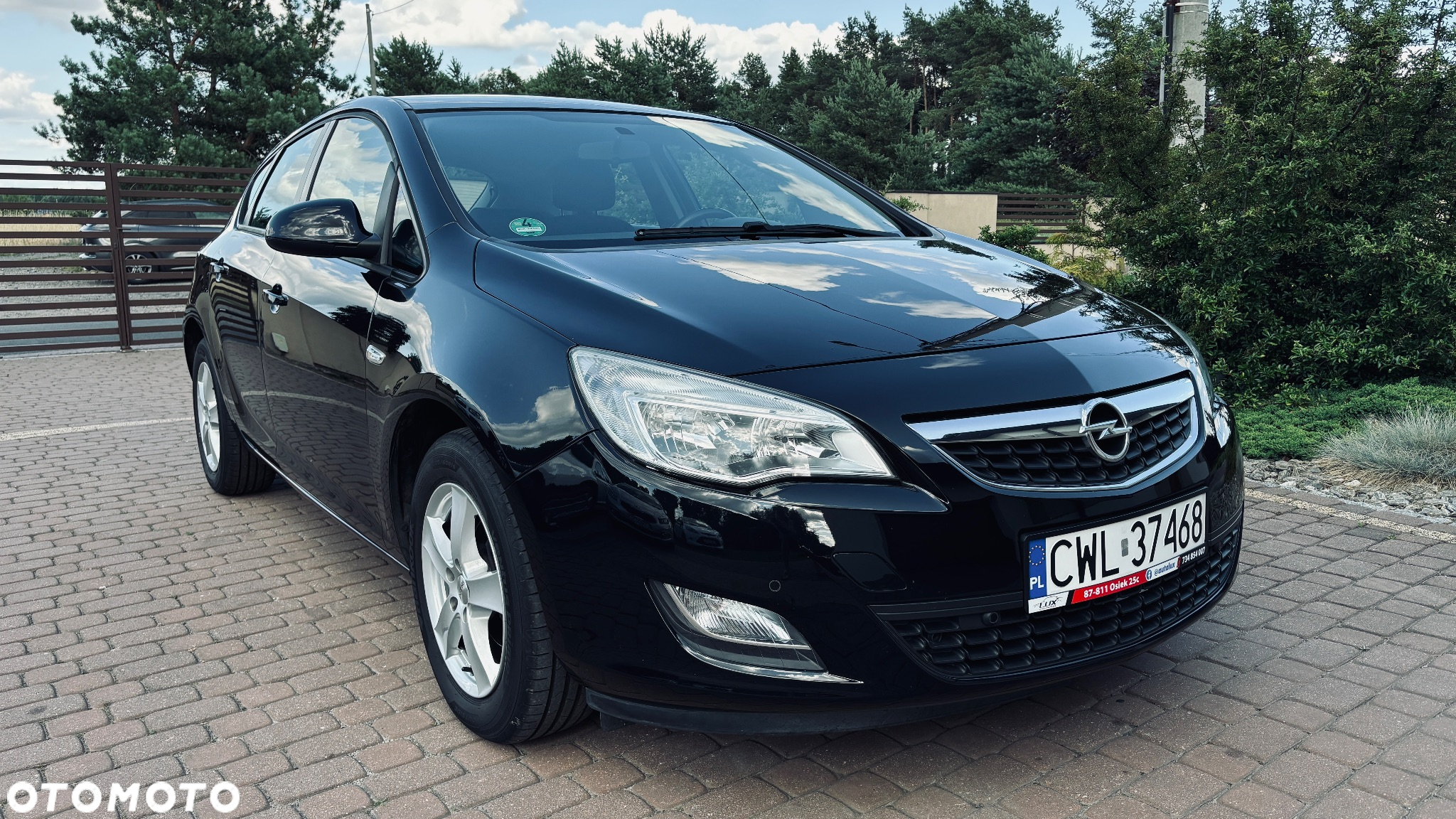 Opel Astra 1.4 Turbo Exklusiv - 11