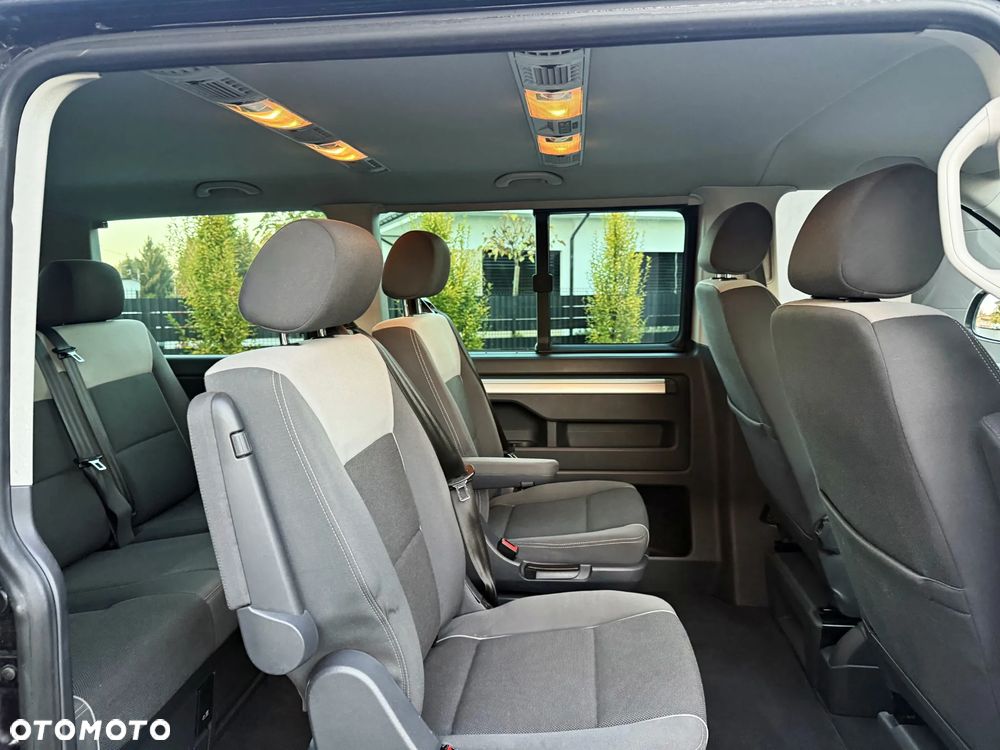 Volkswagen Multivan - 16