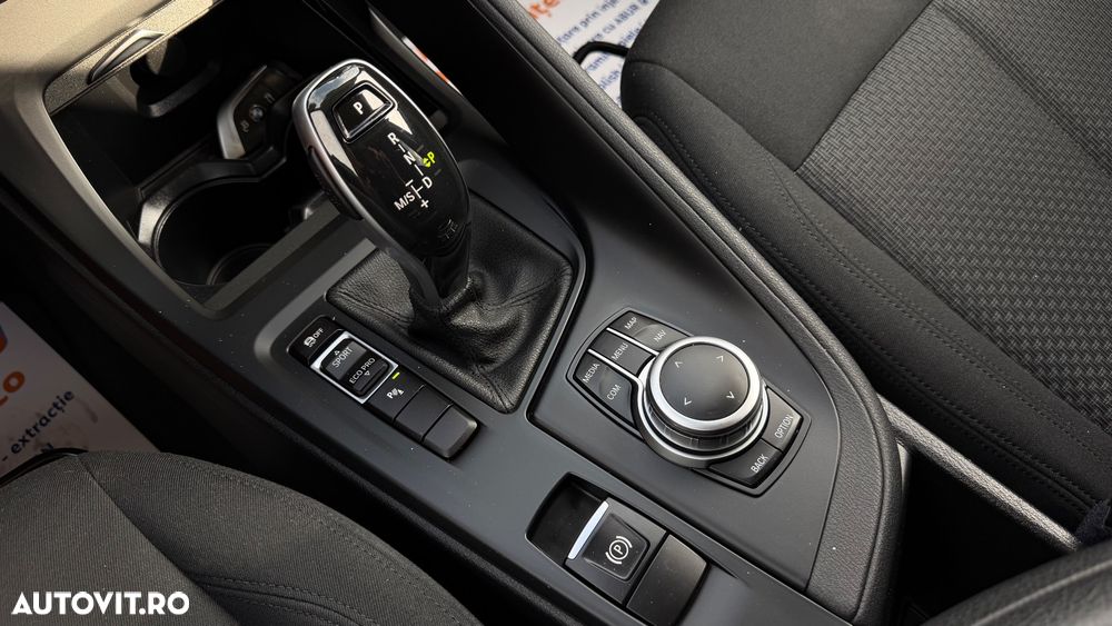 BMW X1 sDrive18d AT - 16